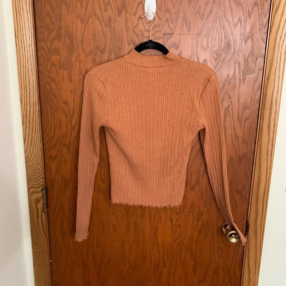 Forever 21 Lettuce Trim Blouse - Picture 5 of 5